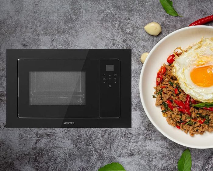 Smeg FMI120N2 20 Lít có đa dạng chức năng nấu tùy chỉnh